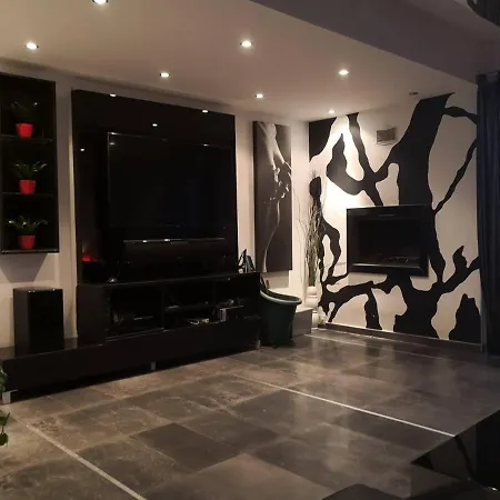 Fine Designed Flat 302 Apartment Larnaca